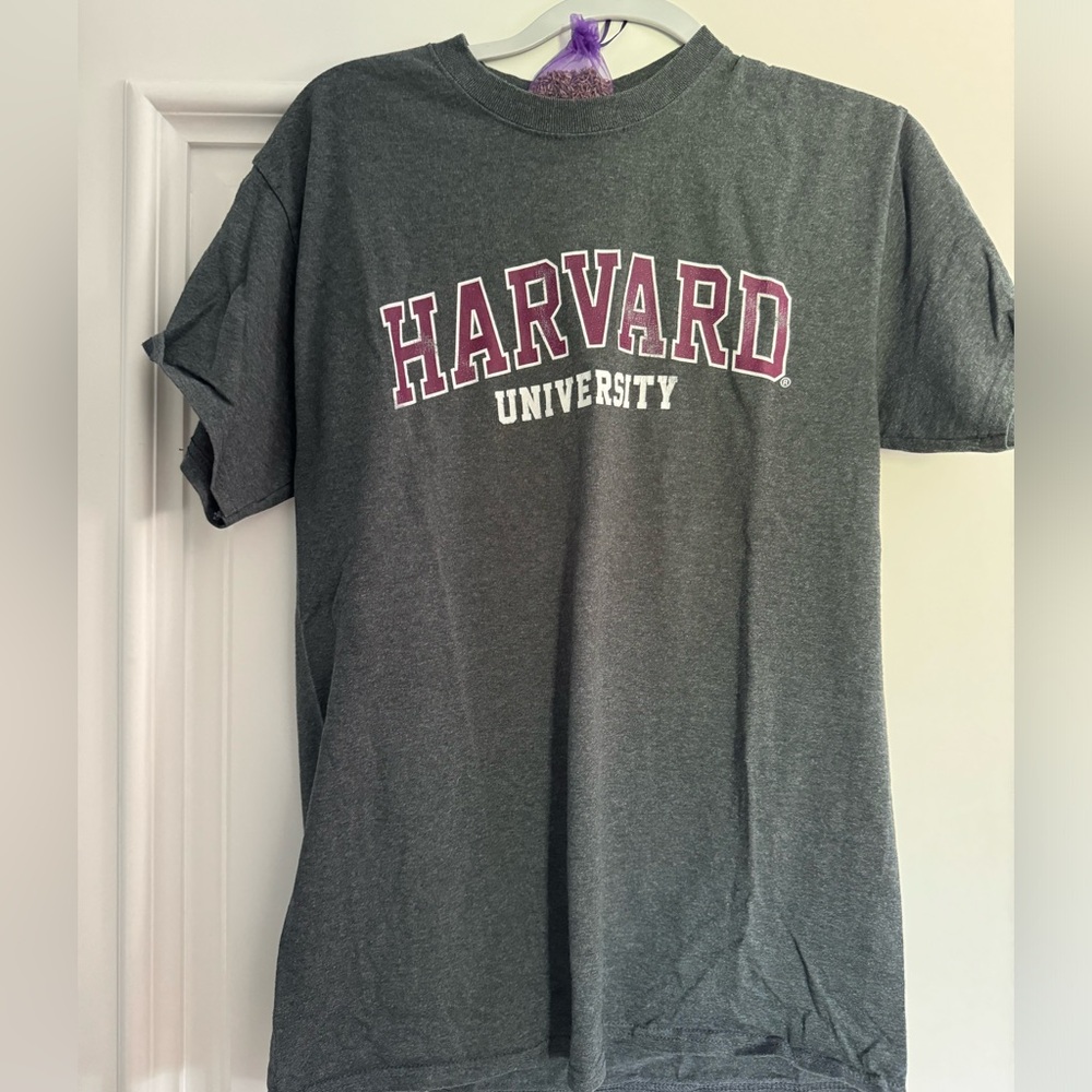 Harvard University tee